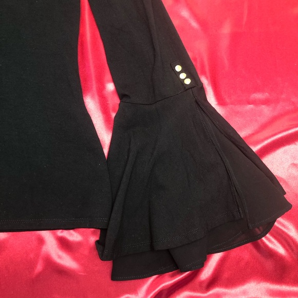 ⭐️NEW⭐️White House Black Market Black Boat Neck Bell Sleeves Top with buttons - Picture 5 of 9